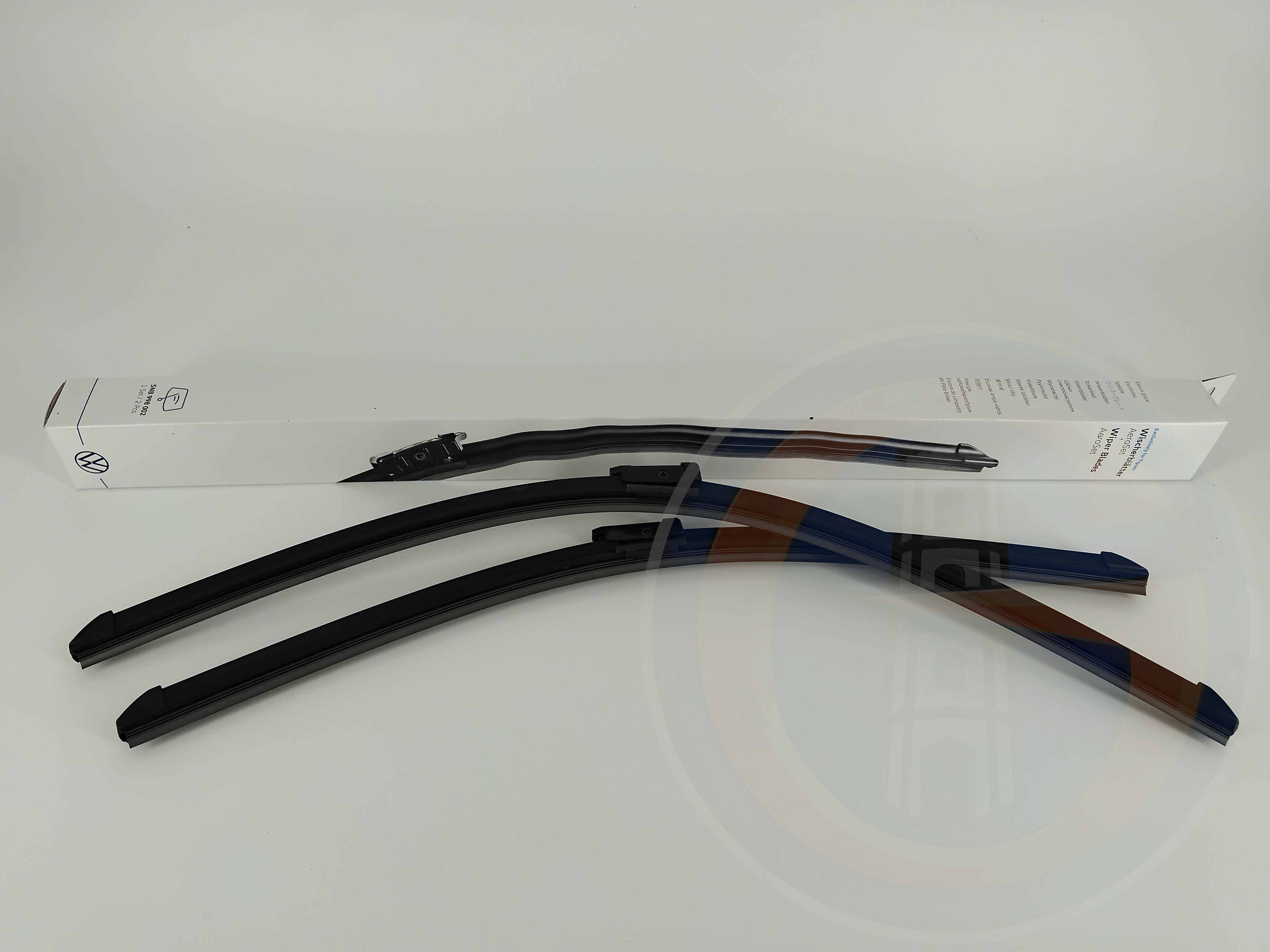 Original VW Tiguan Scheibenwischer Wischer Aero Set Vorn 5NB998002