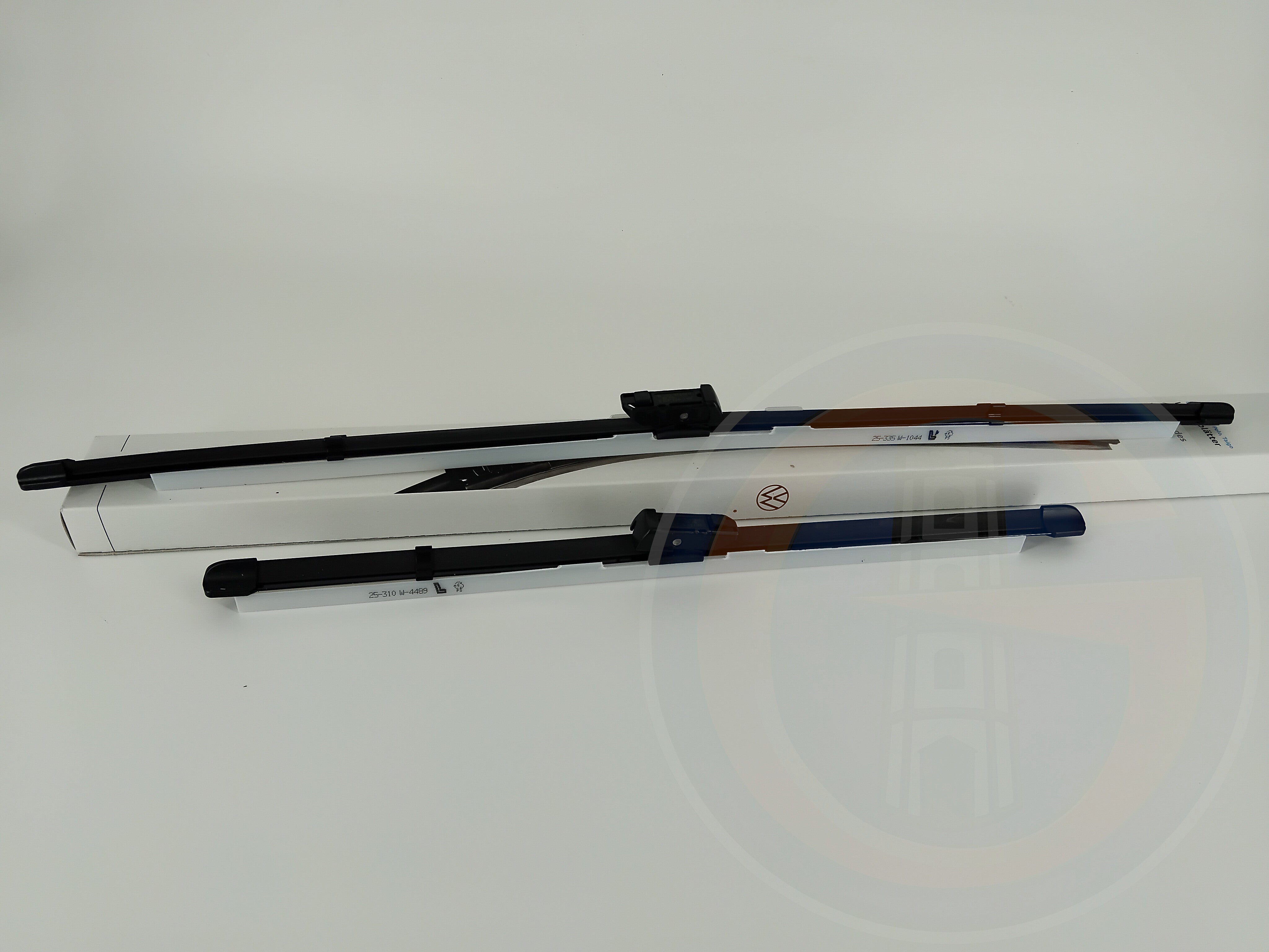 Original VW Polo Scheibenwischer Wischer Aero Set Vorn 2G1998002B