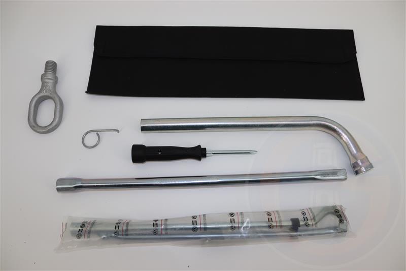 Original VW Amarok Bordwerkzeug Werkzeugkasten Werkzeugtasche komplett