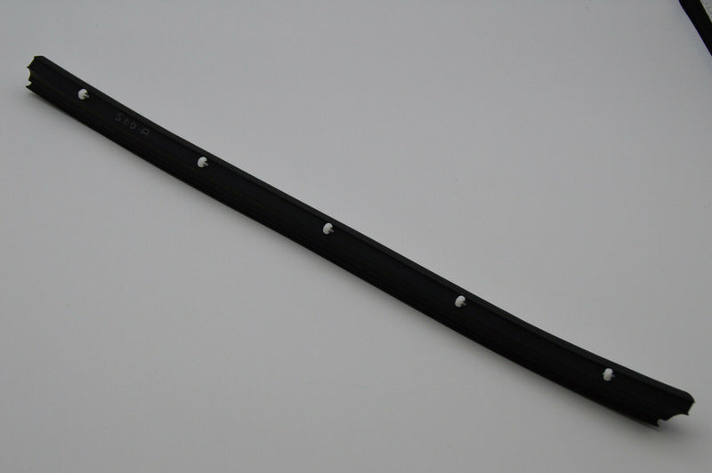 Original VW T5 T6 Türdichtung Gummidichtung Abdichtung vorne rechts 7H0837566A