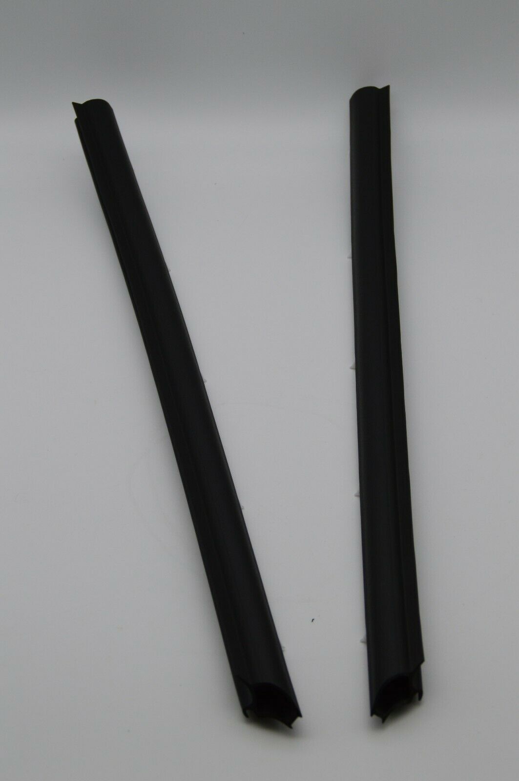 Original VW T5 T6 Satz Türdichtung Gummidichtung Abdichtung Radlauf vorne links rechts 7H0837565A + 7H0837566A