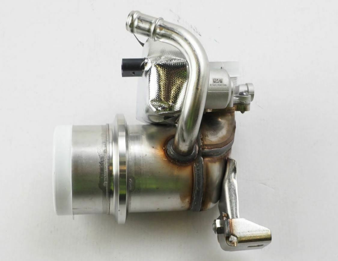 Original VW Audi 1,6 / 2,0 TDI AGR Kühler Abgaskühler 04L131512BQ